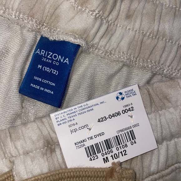 Boys/Girls Cotton Shorts - Picture 2 of 3